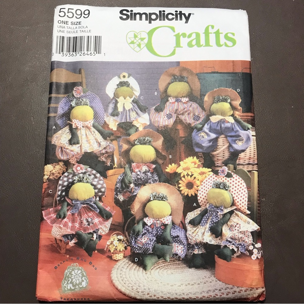 Simplicity Crafts Stuffed Frogs & Clothes 15" & 18" Patterns 5599 New